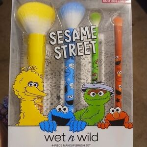 Wet n Wild Sesame Street Makeup Brush Set